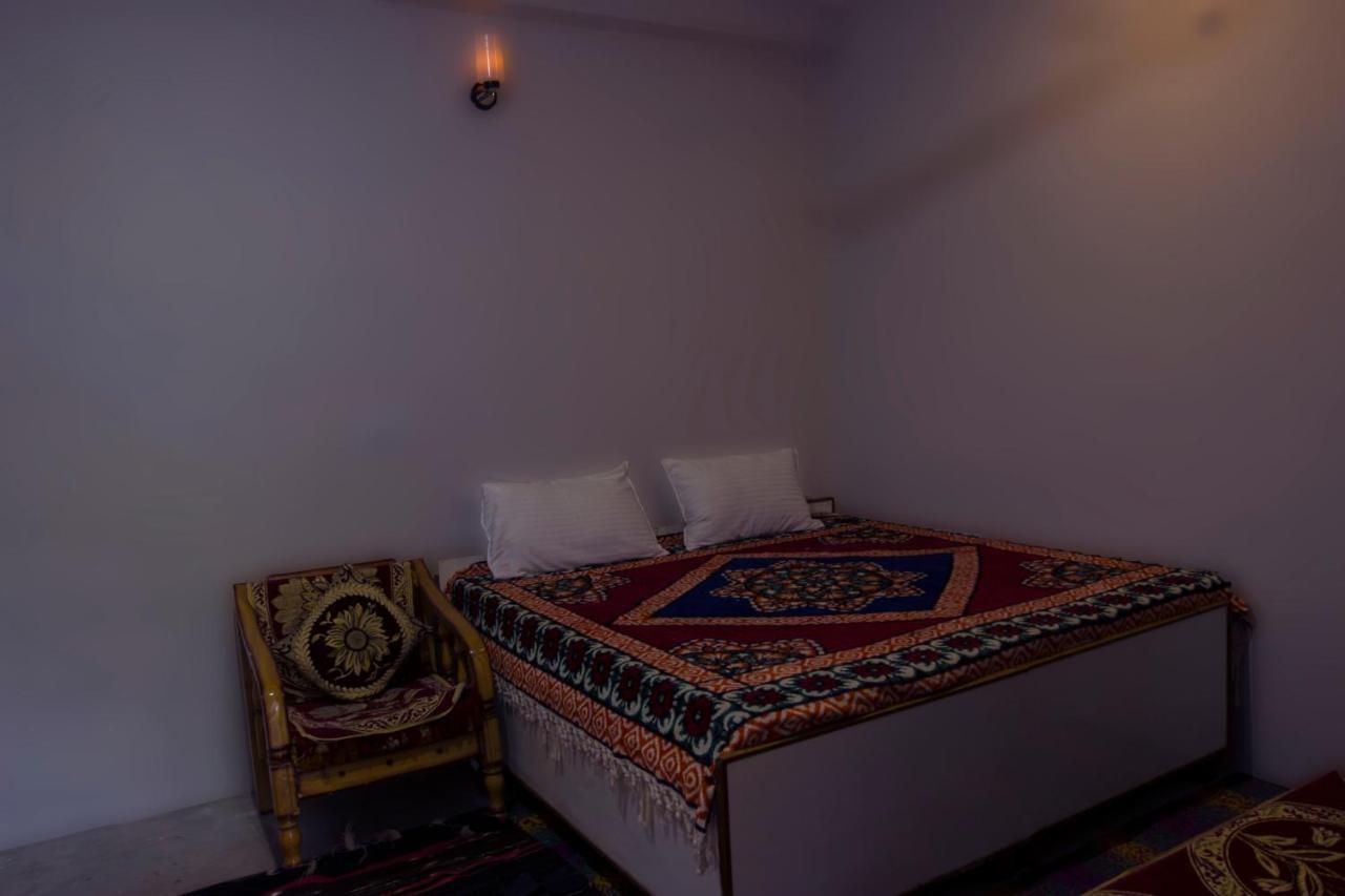 Tirthan Hilltop Home Stay Banjār Esterno foto